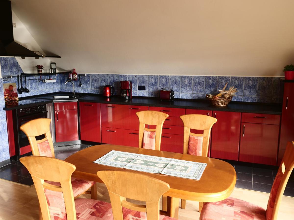 Helle moderne 52 qm Wohnung mit Balkon Chemnitz Eksteriør billede