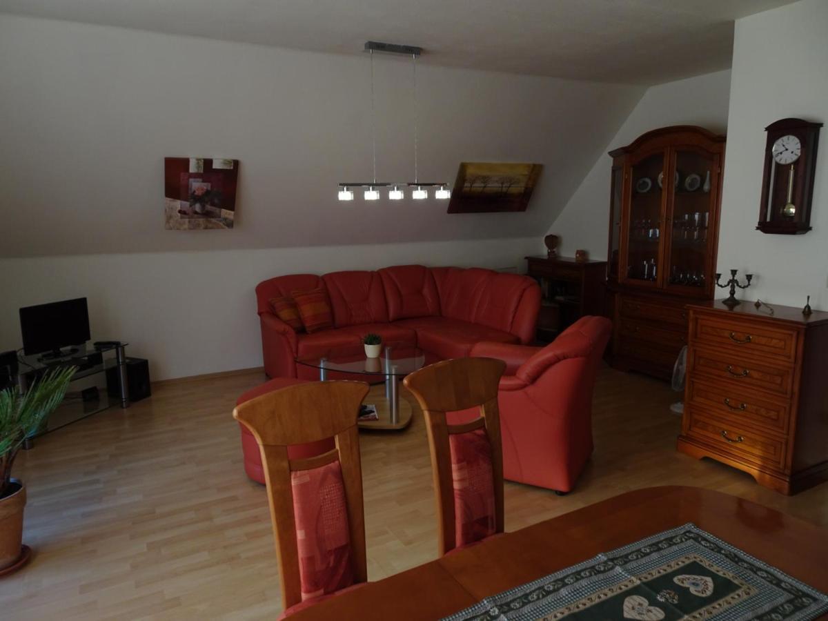Helle moderne 52 qm Wohnung mit Balkon Chemnitz Eksteriør billede